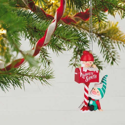 Christmas Cards, Gifts, Ornaments & Decorations | Hallmark