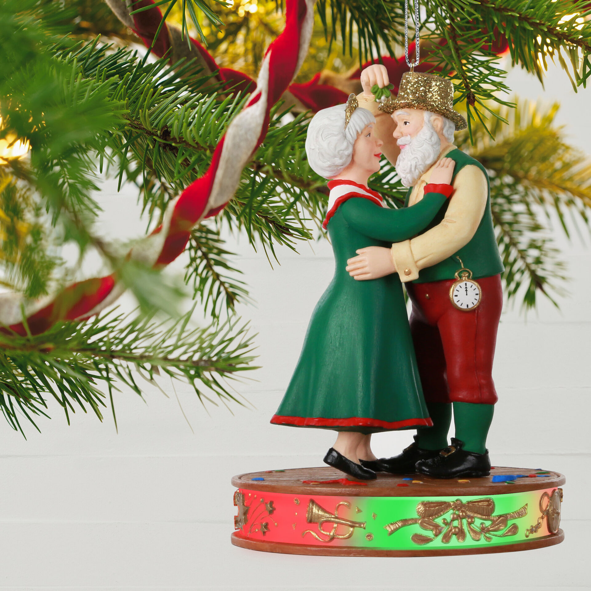 Once Upon a Christmas Happy New Year! Special Edition Musical Ornament